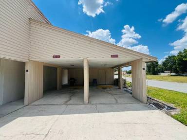 Main picture of 3943 Oak Loop