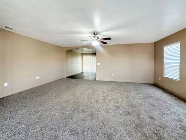 Main picture of 2549 Traditions Dr