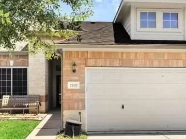 Main picture of 7207 Commons Walk Ln