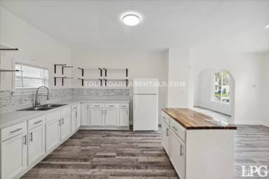 Main picture of 4039 Vermaas Ave