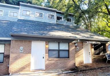 Main picture of 2100 Continental Ave
