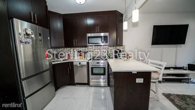 Main picture of 2207 Astoria Blvd