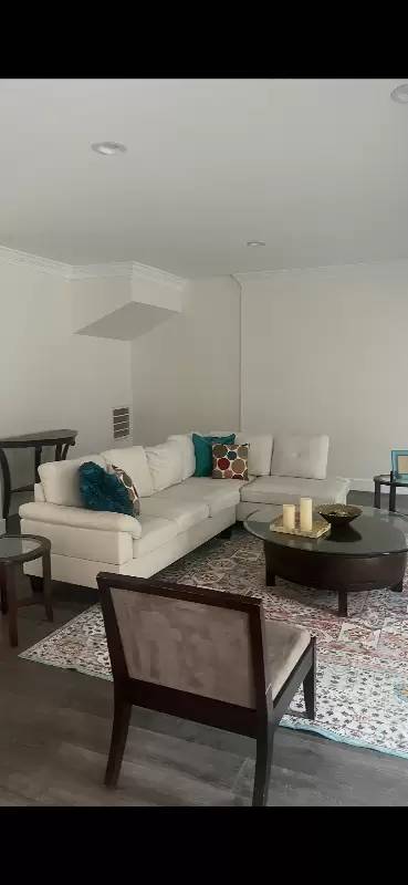 Main picture of 5976 Maxfield Ct