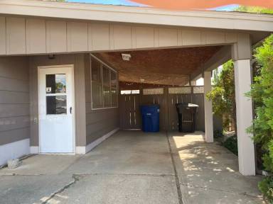 Main picture of 970 Box Ave