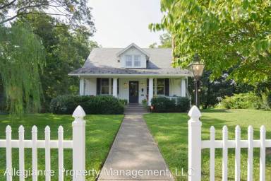Main picture of 1619 Westbrook Ave