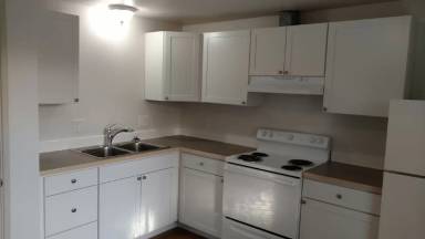 Main picture of 609 Roeder St