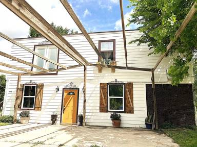 Main picture of 2503 River Crest Dr