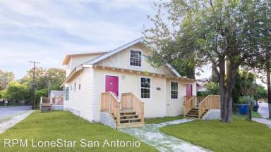 Main picture of 2419 S Presa St