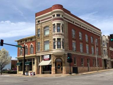 Main picture of 731 Maine St