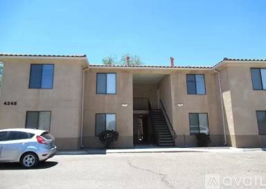 Main picture of 4248 Sabana Loop SE