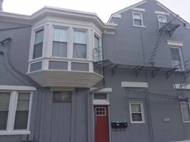 Main picture of 328 E 9th St