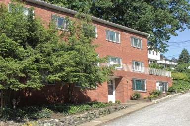 Main picture of 600 Allenby Ave