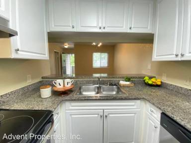 Main picture of Canyon Oaks