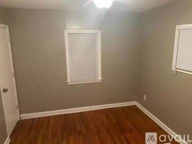 Main picture of 3125 Tryon Rd