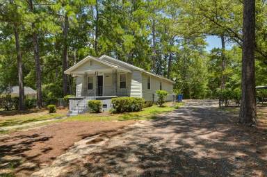 Main picture of 1330 Kingston Rd