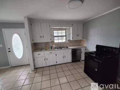 Main picture of 616 Mills Ave