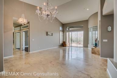 Main picture of 9048 N 115th Pl