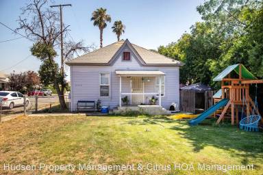 Main picture of 27175 Pacific St