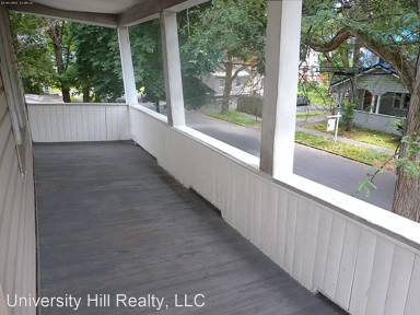 Main picture of 107 Bristol Pl