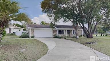 Main picture of 884 E Normandy Blvd