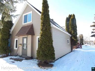 Main picture of 1701 Baxter Ave