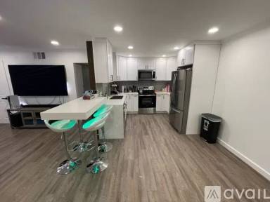 Main picture of 4359 Larwin Ave
