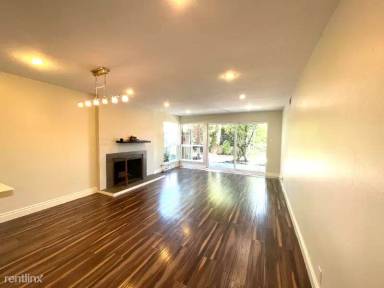 Main picture of 105 London Ct