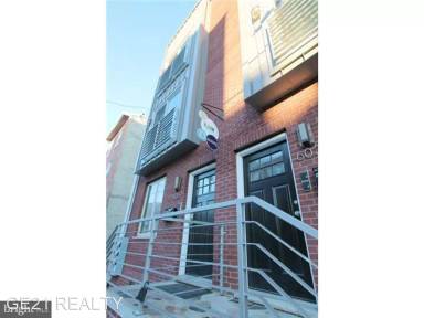 Main picture of 601 N 12th St