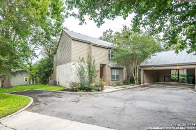 Main picture of 210 Circle St