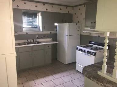 Main picture of 2421 28th St