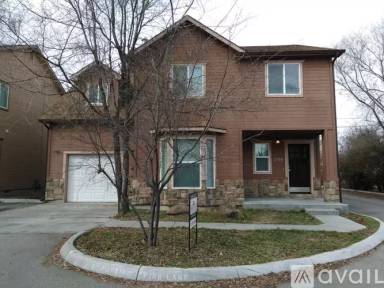 Main picture of 2204 S Hervey St