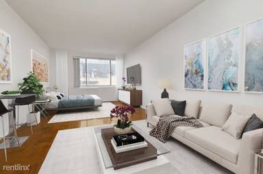 Main picture of 220 E 24th St