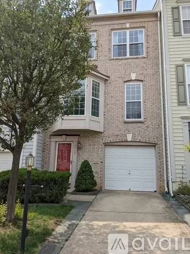 Main picture of 6412 Hawk View Ln