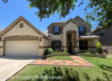 Main picture of 12902 Gladiolus Way