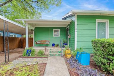 Main picture of 5709 Link Ave