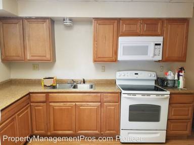Main picture of 340 Rochelle St