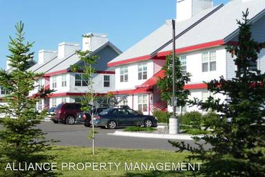 Main picture of 2523-35 Trade Ln