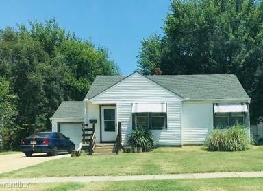 Main picture of 826 N Old Manor Rd