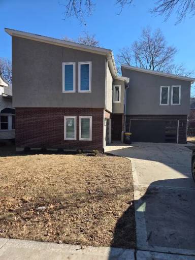 Main picture of 3931 Genessee St