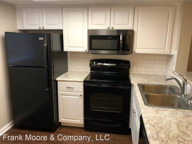 Main picture of Windsor Crossing Apartments