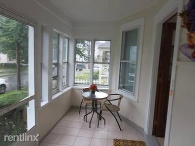 Main picture of 37 Capital St