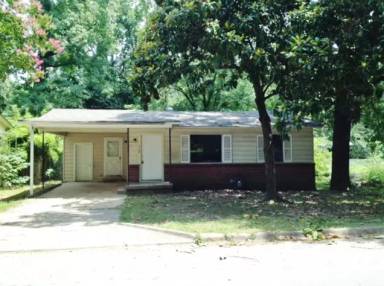 Main picture of 3123 Gilman St