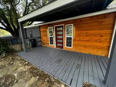 Main picture of 208 Cliffdale Ave