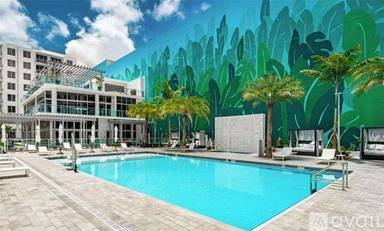 Main picture of Avery Dania Pointe Apartments