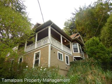 Main picture of 121 Grove Ave