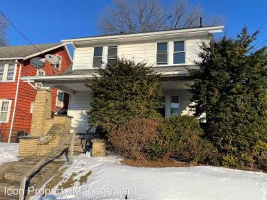 Main picture of 534 Columbus Ave NW