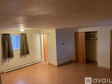 Main picture of 9334 Reading Rd