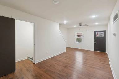 Main picture of 1454 N 56th St