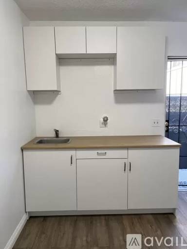 Main picture of 11515 Aeolian St
