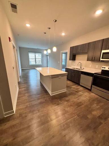 Main picture of Massachusetts Ave